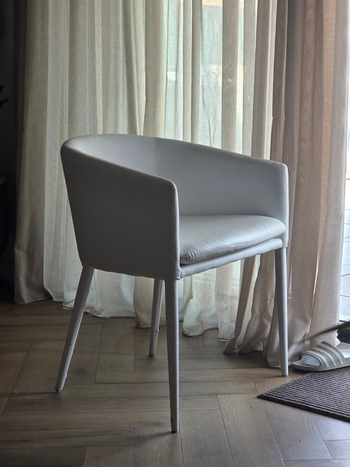 Witte gebruikte leerlook stoel, Ophalen, Gebruikt, Wit, Leer