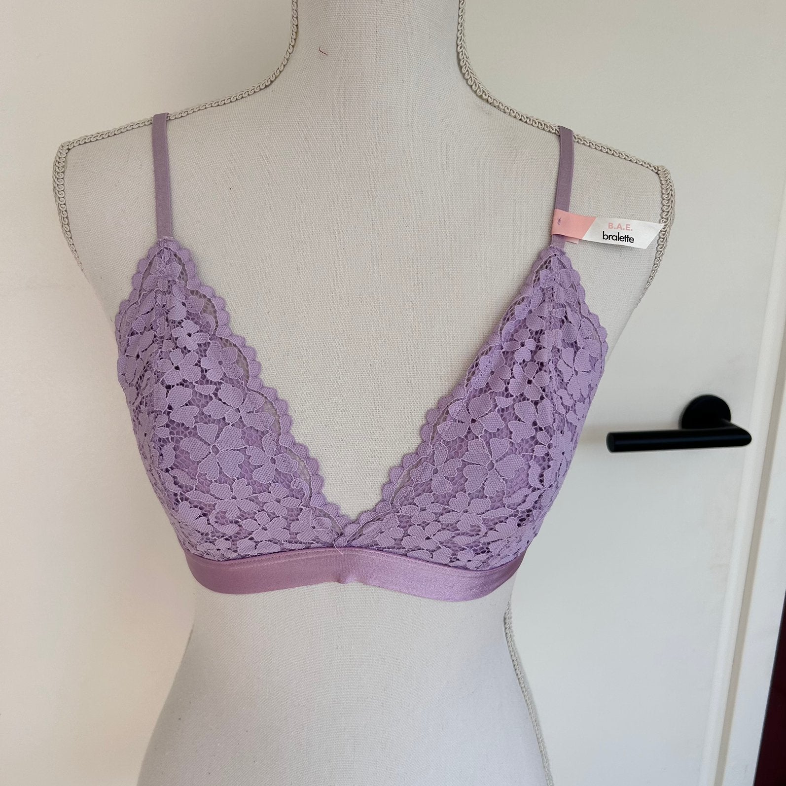 HEMA B.A.E. kanten bralette lila maat M met kaartjes, Hema, Ophalen of Verzenden, Paars, BH