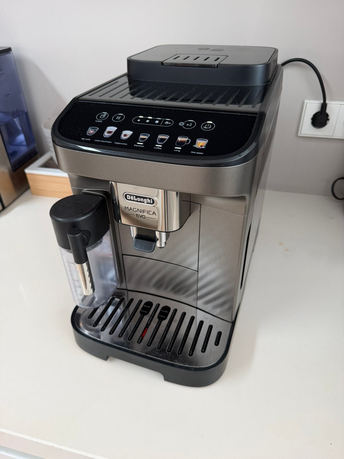 De'Longhi Magnifica Evo volautomaat (ECAM290.81.TB) – ZGAN