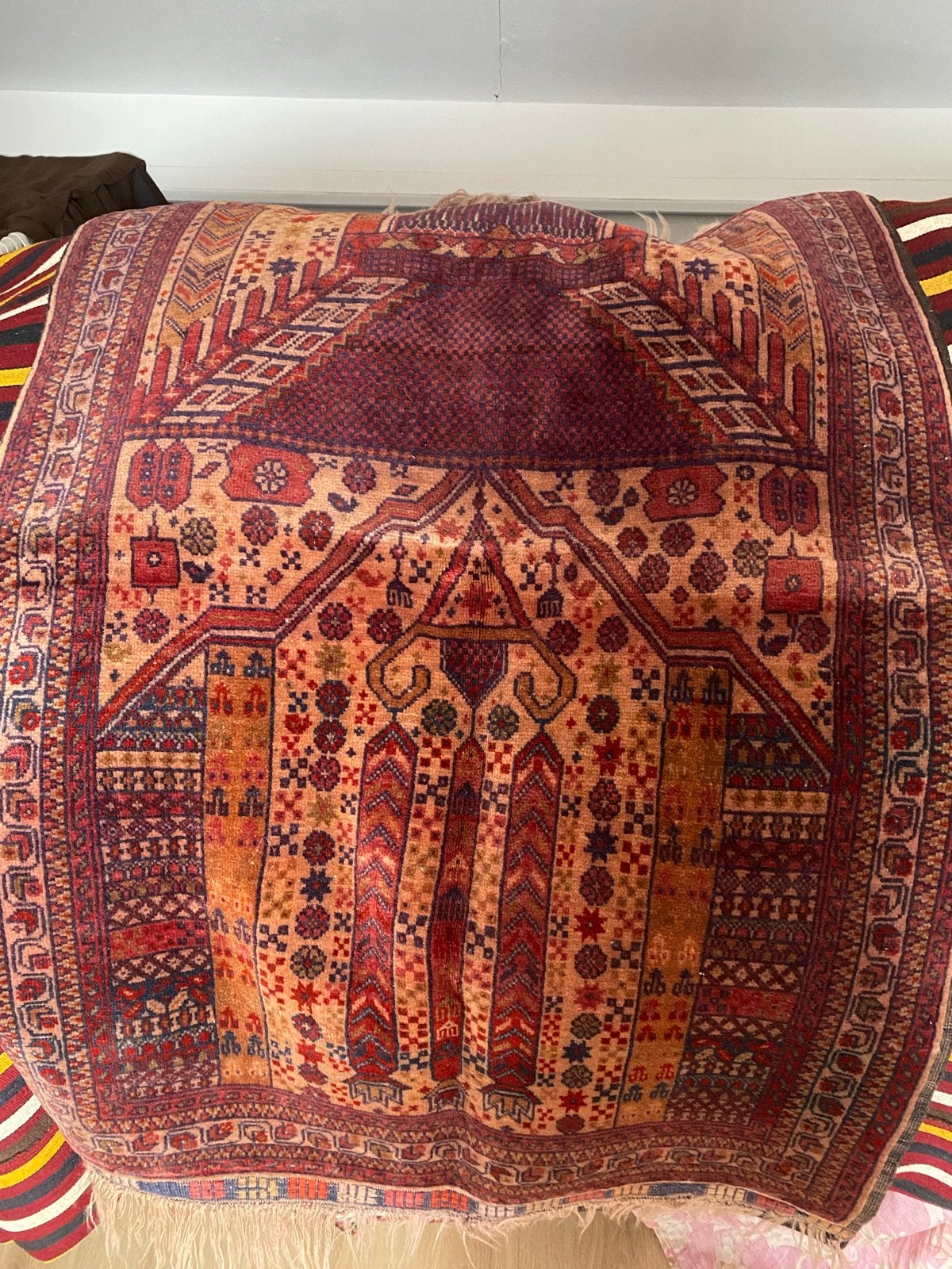Oud handgeweven tapijt met traditioneel patroon, Ophalen, Gebruikt, 100 tot 150 cm, 50 tot 100 cm