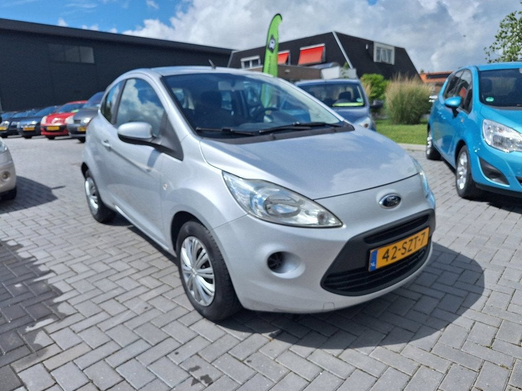 Ford Ka 1.2 Cool & Sound start/stop / NIEUWSTAAT / APK feb 2, Auto's, Ford, Voorwielaandrijving, Euro 5, Gebruikt, 1242 cc