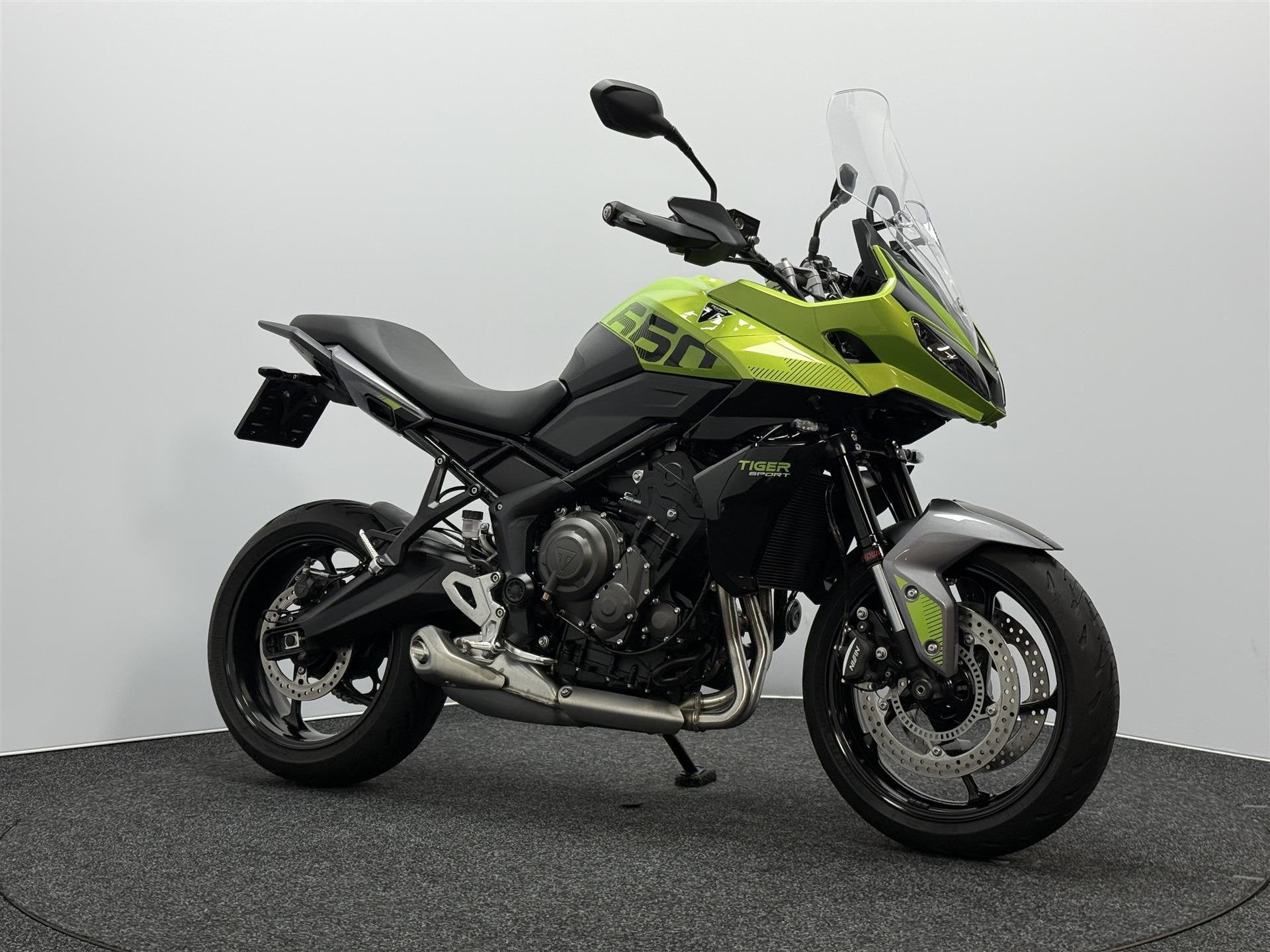 Triumph Tiger 660, Motoren, Bedrijf, Handgeschakeld, 12 t/m 35 kW, Toermotor