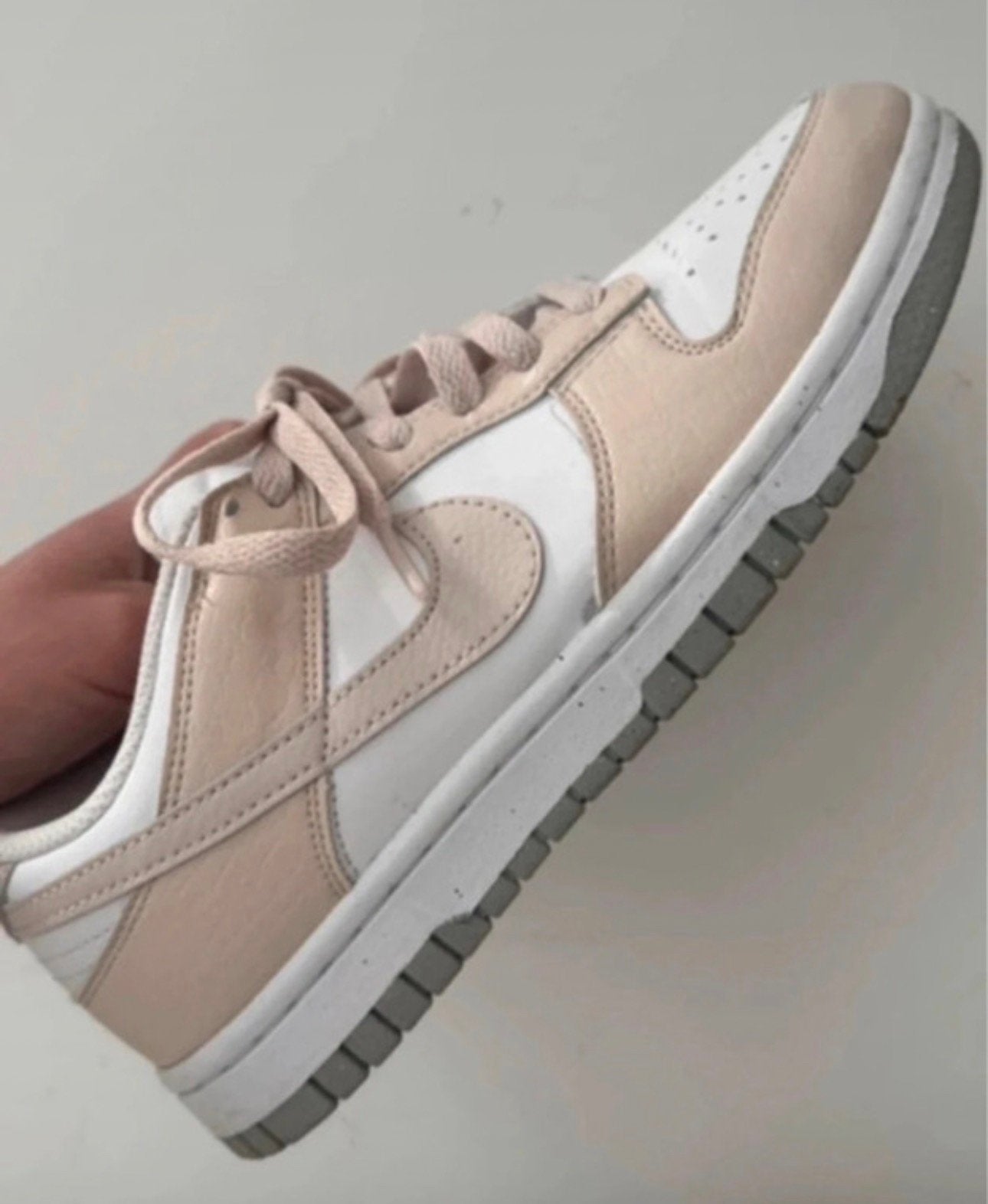Nike Dunk Low Next Nature Light Orewood Brown– Maat 36.5, Kleding | Dames, Ophalen of Verzenden, Zo goed als nieuw, Beige, Sneakers of Gympen