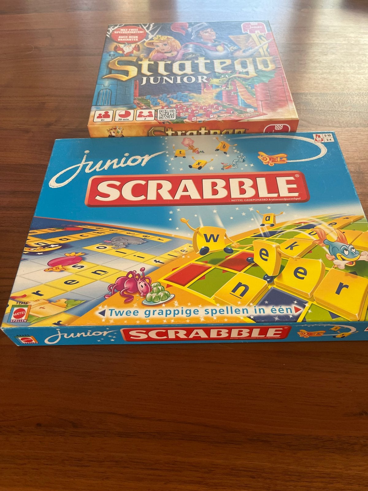 Junior Scrabble & Stratego Junior Bordspellen Set, Een of twee spelers, Ophalen of Verzenden, Nieuw