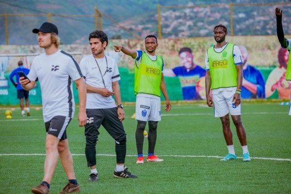 Profvoetballers gezocht, 33 - 40 uur, Overige niveaus, Vanaf 10 jaar, Overige vormen