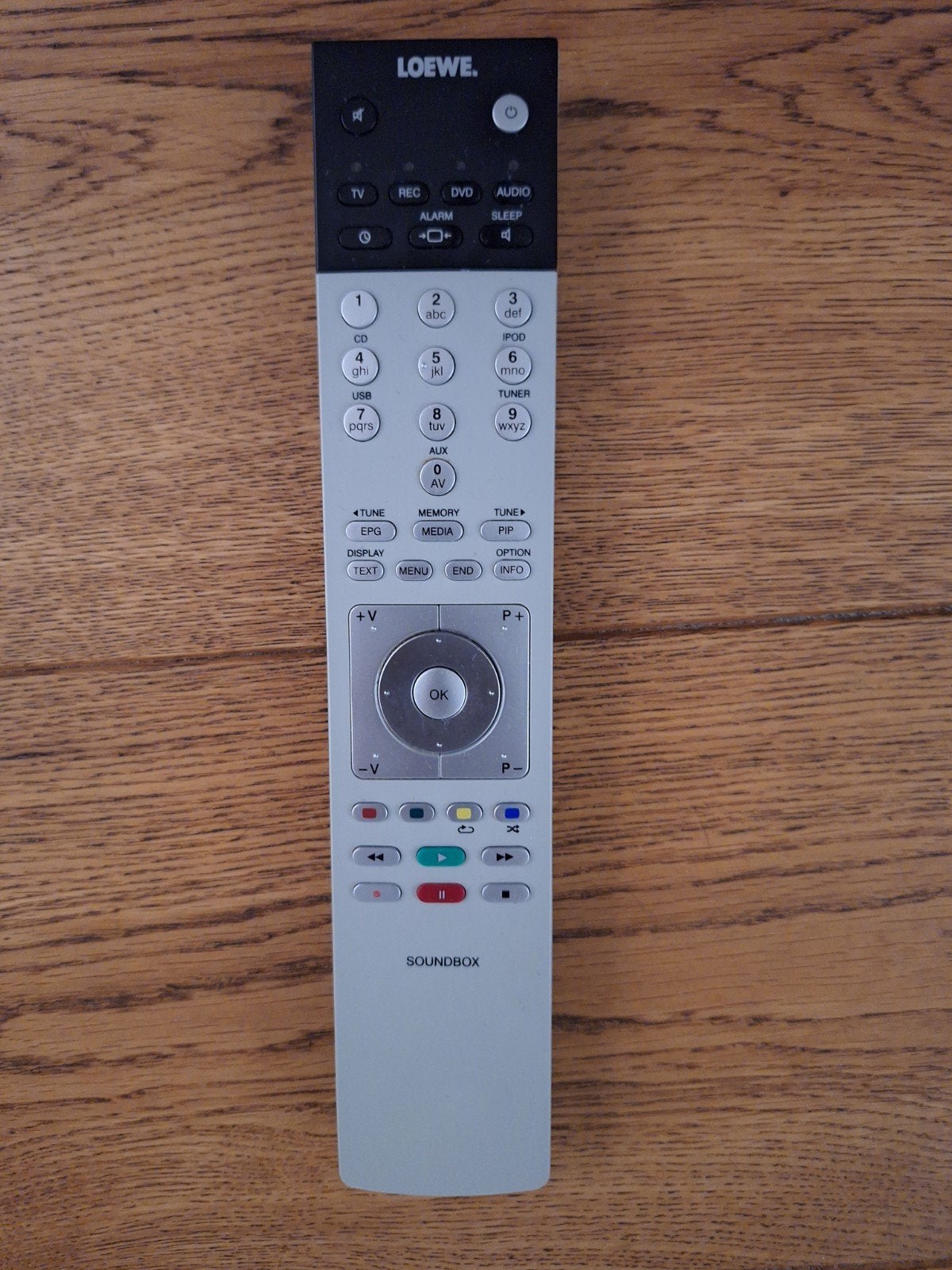 ​Originele Loewe Assist 2 (Soundbox / TV) - type nr 89950A20, Ophalen of Verzenden, Gebruikt, Origineel, Dvd