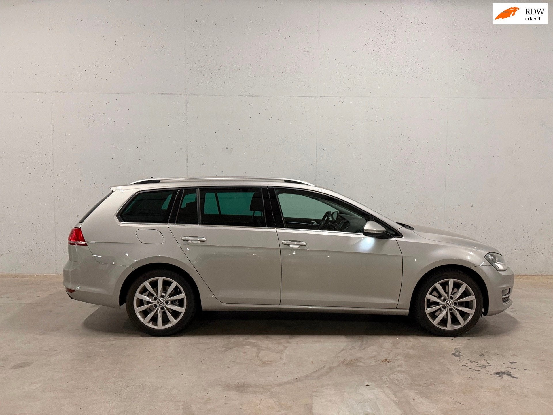 Volkswagen Golf Variant 2.0 TDI Highline Navi Camera Cruise, Auto's, Volkswagen, Voorwielaandrijving, Euro 5, Stof, Gebruikt