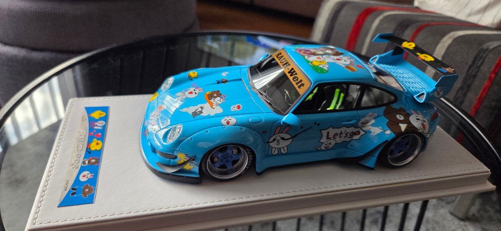 Unieke RWB 993 modelauto met Line Friends design, Ophalen of Verzenden, Zo goed als nieuw, Auto, Overige merken