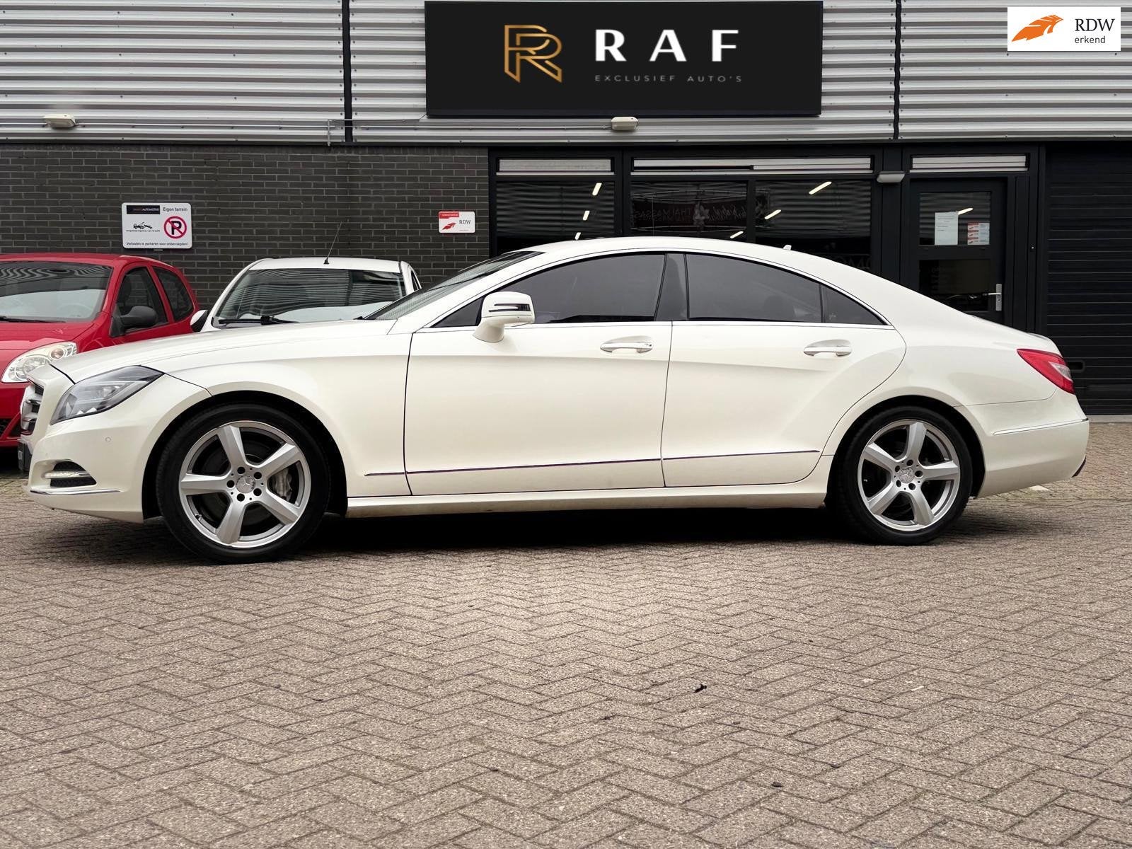 Mercedes-Benz CLS-klasse 350 BlueTEC 4MATIC, Auto's, Automaat, Gebruikt, 252 pk, Bedrijf