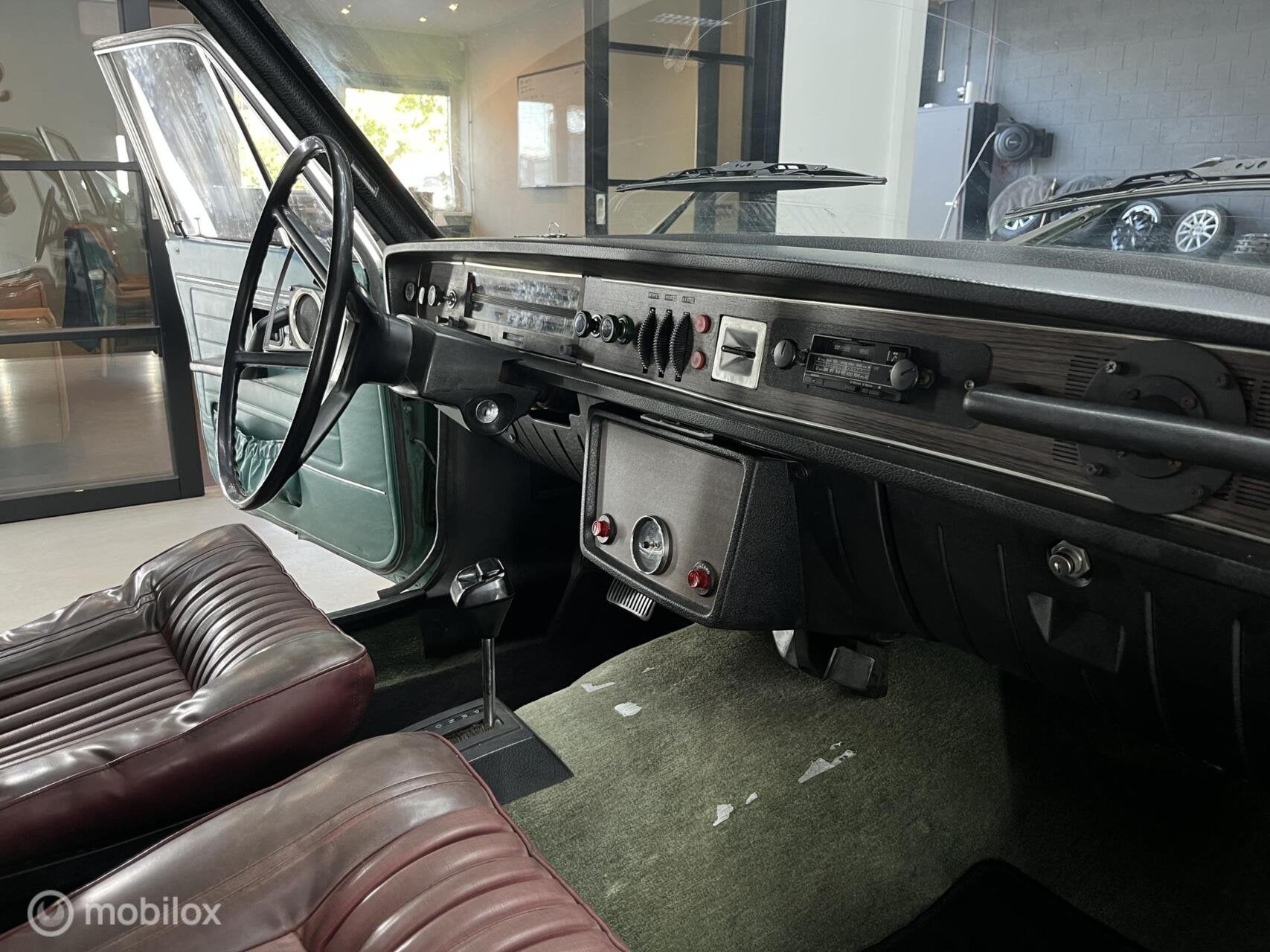 Volvo 142 de Luxe, foto 11
