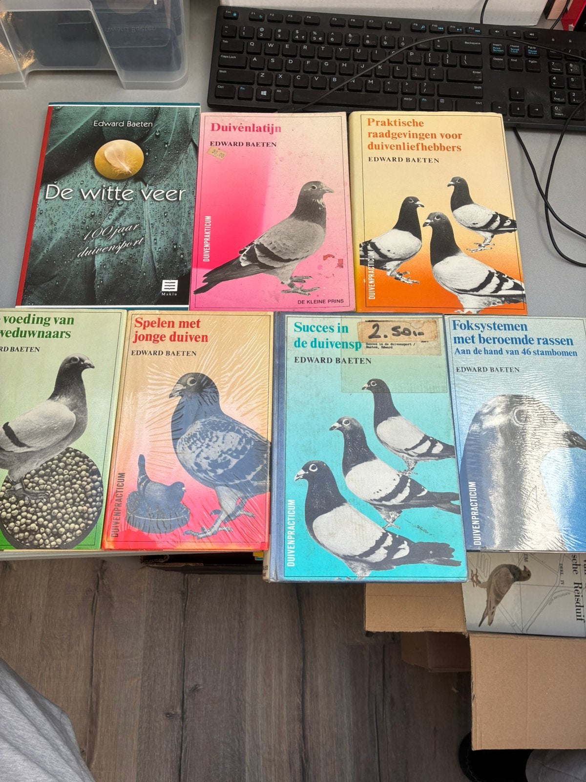 Boeken over duiven postduiven, Meerdere dieren, Postduif
