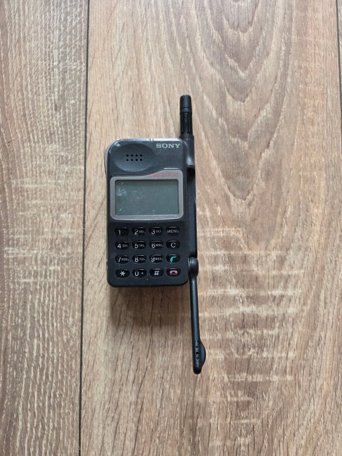 TE KOOP SONY, Telecommunicatie, Mobiele telefoons | Sony, Zwart, Overige systemen, B, Inklapmodel