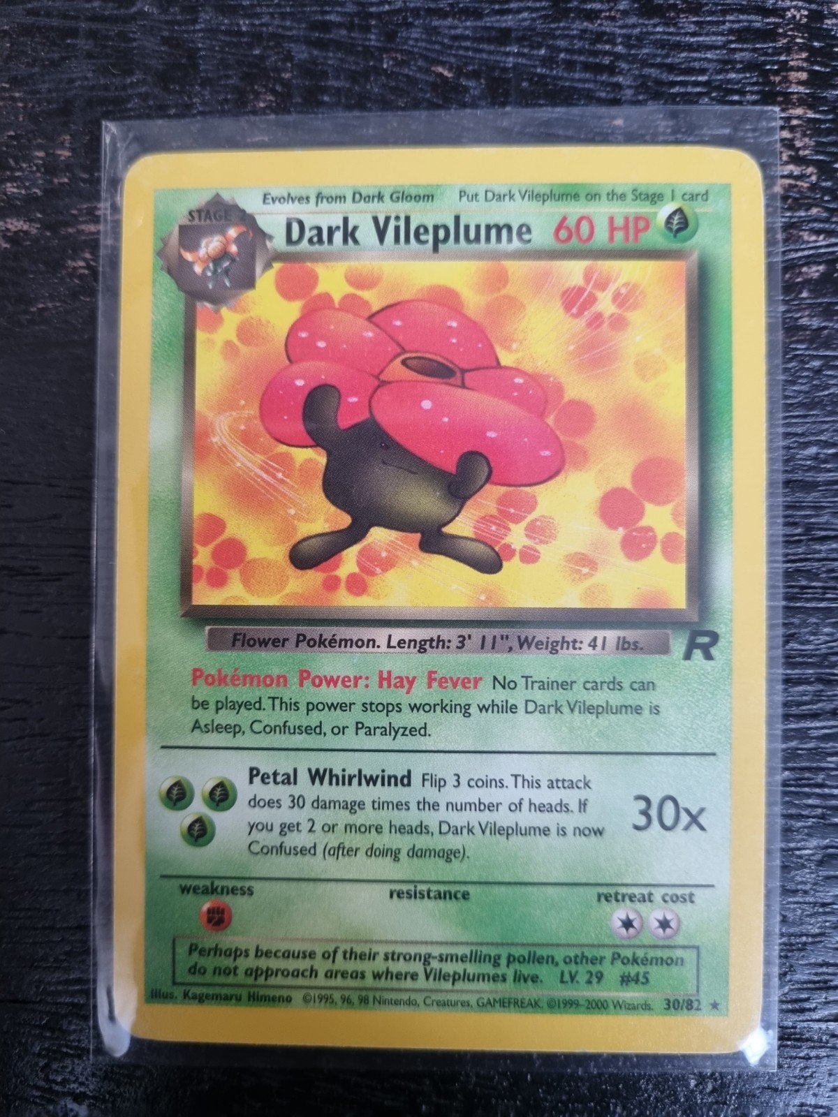 Dark vileplume 30/82 team rocket , rare * € 10, Ophalen of Verzenden, Zo goed als nieuw, Losse kaart