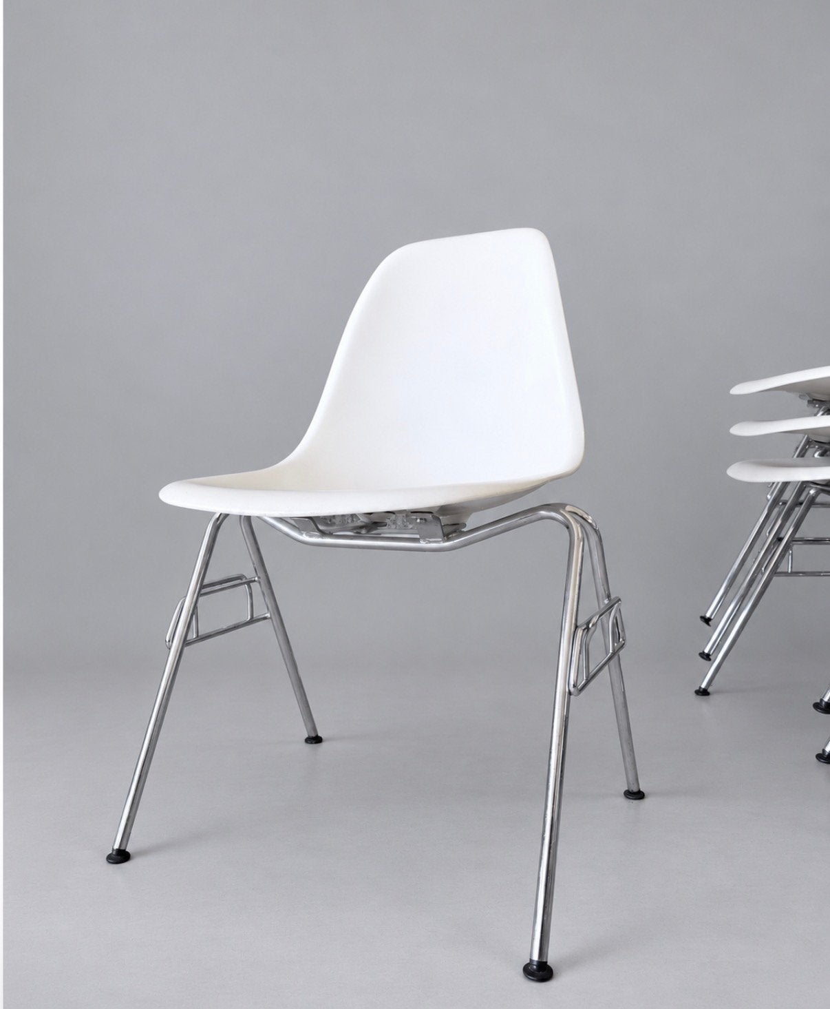 8 Vitra Eames Plastic Side Chair RE DSS, Charles & Ray Eames, Kunststof, -, Wit, -