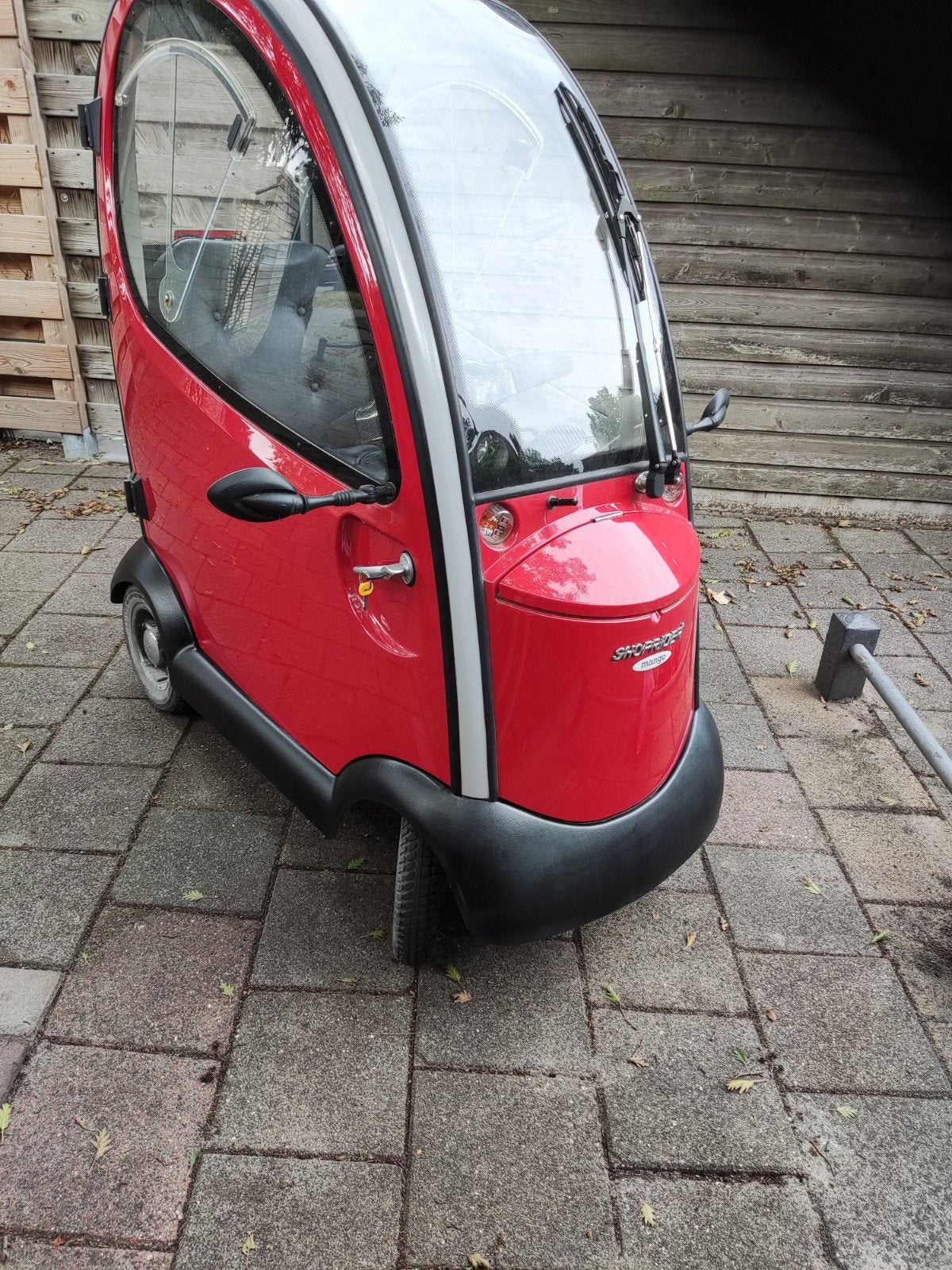 Aangeboden overdekte scootmobiel. Bieden, Diversen, Brommobielen en Scootmobielen, Ophalen, Gebruikt