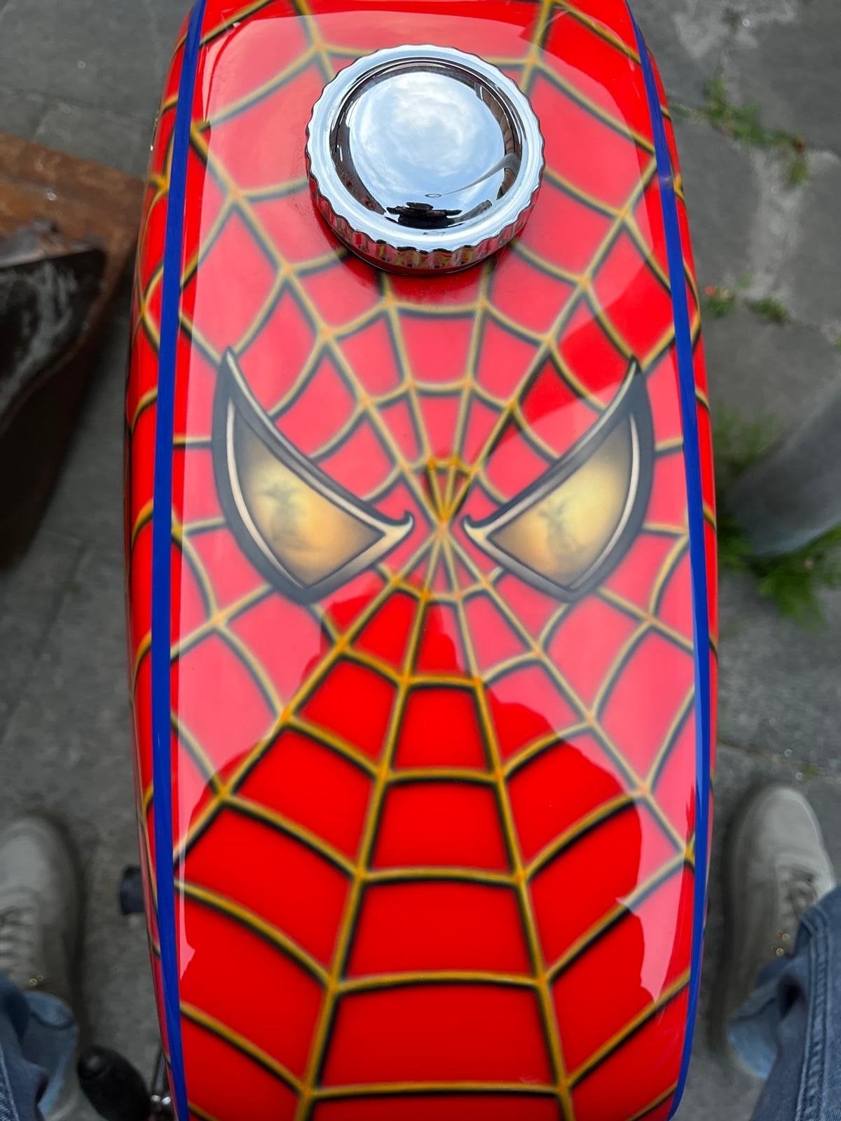 Zundapp 517 Watergekoeld 5 Bak - Uniek Spider-Man Design, Ophalen of Verzenden, Gebruikt, Overige modellen