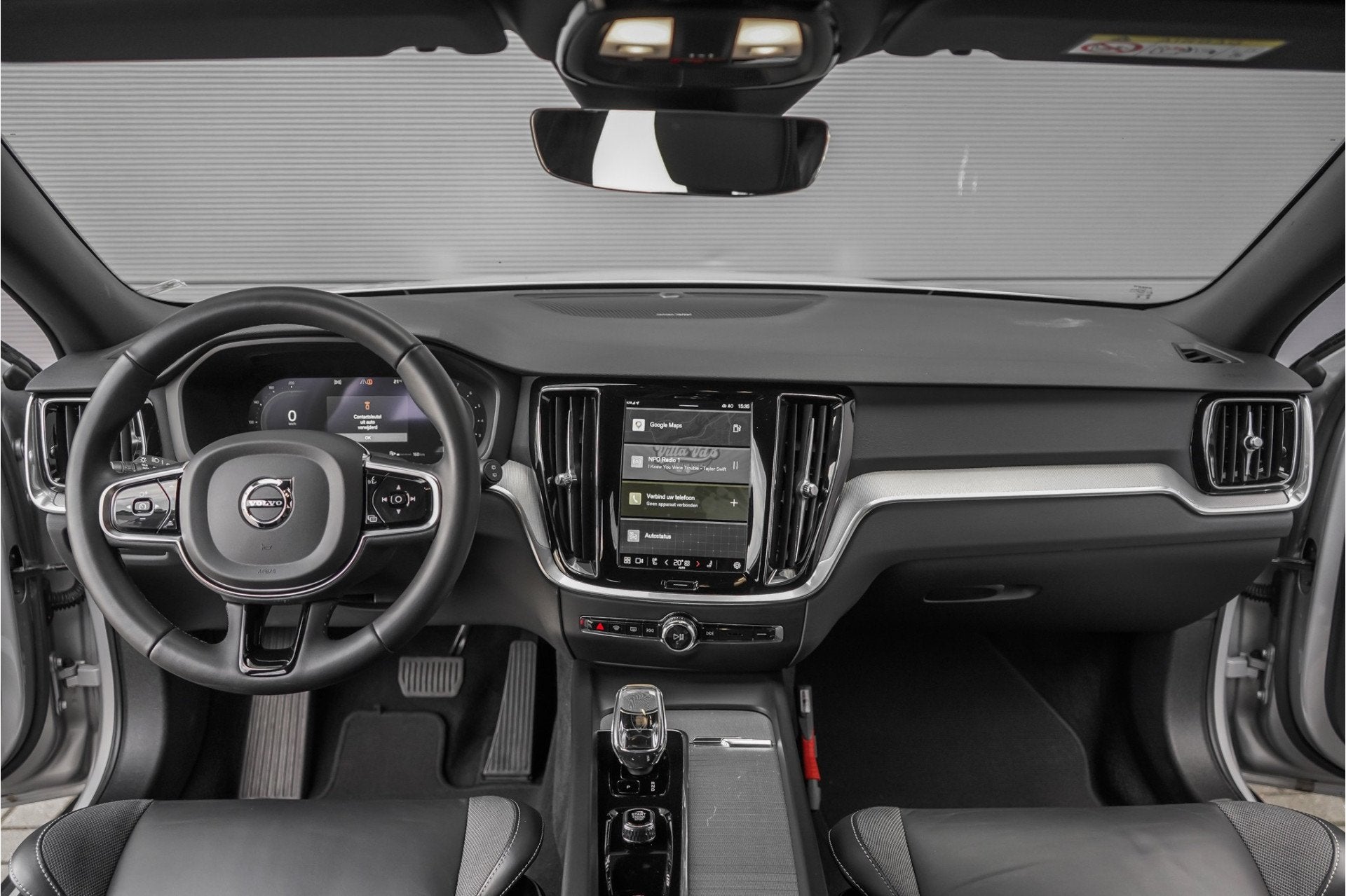 Volvo V60 Cross Country 2.0 B5 AWD Plus Camera Stuur & Stoel, Auto's, 15 km/l, 4 cilinders, Leder en Stof, Origineel Nederlands