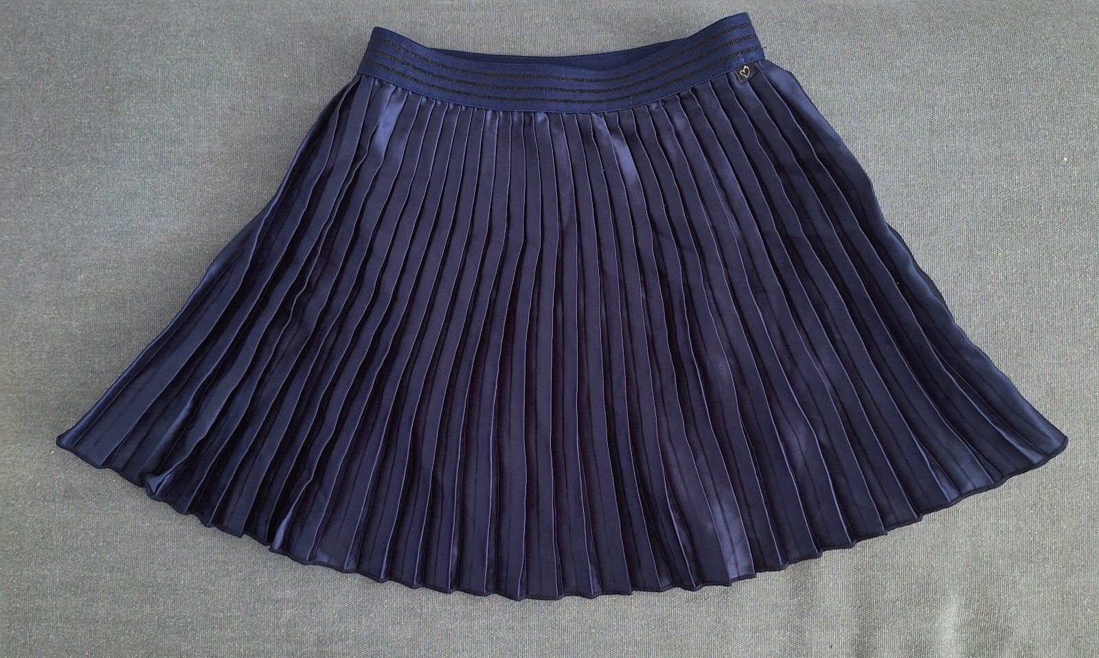 Donkerblauwe geplooide rok - Maat 134/140, Kleding | Dames, Blauw, Ophalen of Verzenden, Maat 34 (XS) of kleiner, Boven de knie
