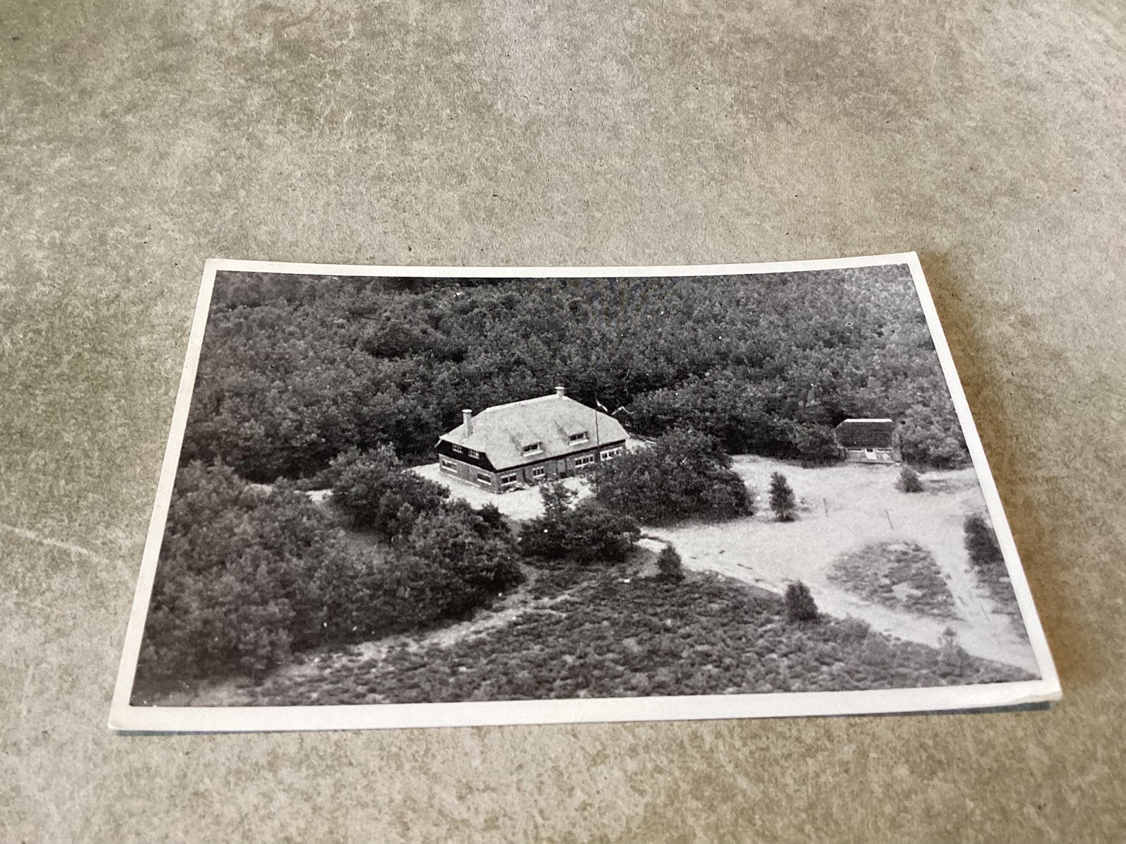 Bennekom.    Kampeer- en Bungalowbedrijf  ,, De Dikkenberg”, Ophalen of Verzenden, 1940 tot 1960, Gelderland