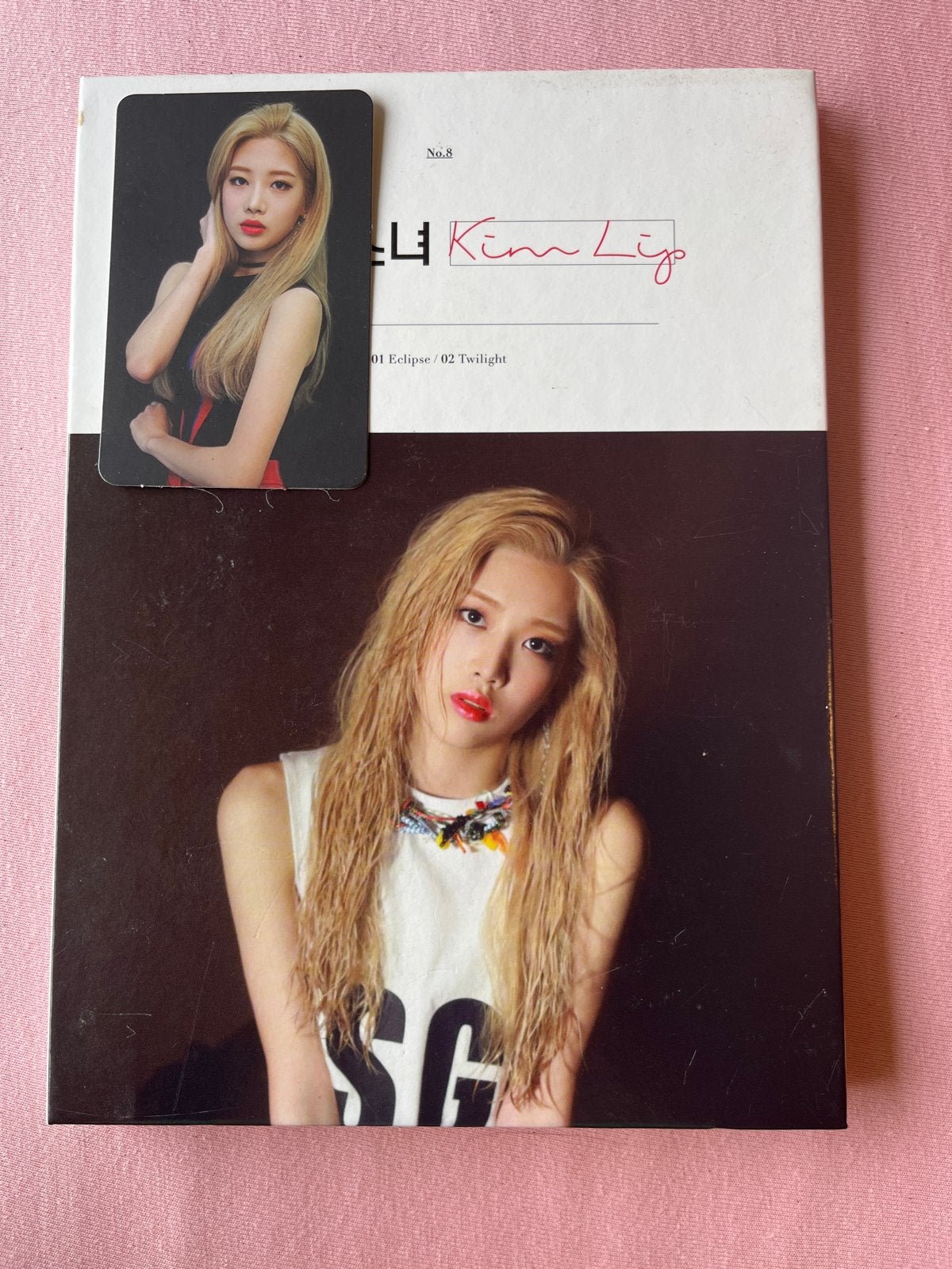 LOONA Kim Lip Album CD met photocard, K-pop, Ophalen of Verzenden, Zo goed als nieuw, Inclusief boekje