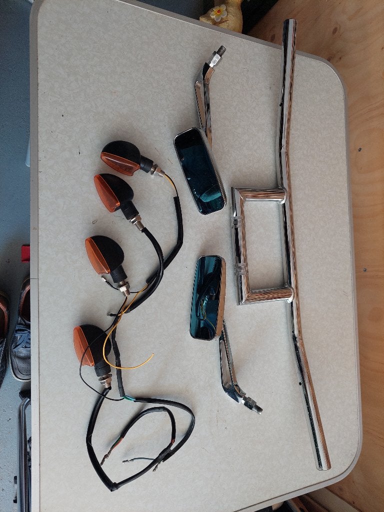 Te Koop, diverse stuur knipperlichten en spiegels, Motoren, Ophalen, Zo goed als nieuw