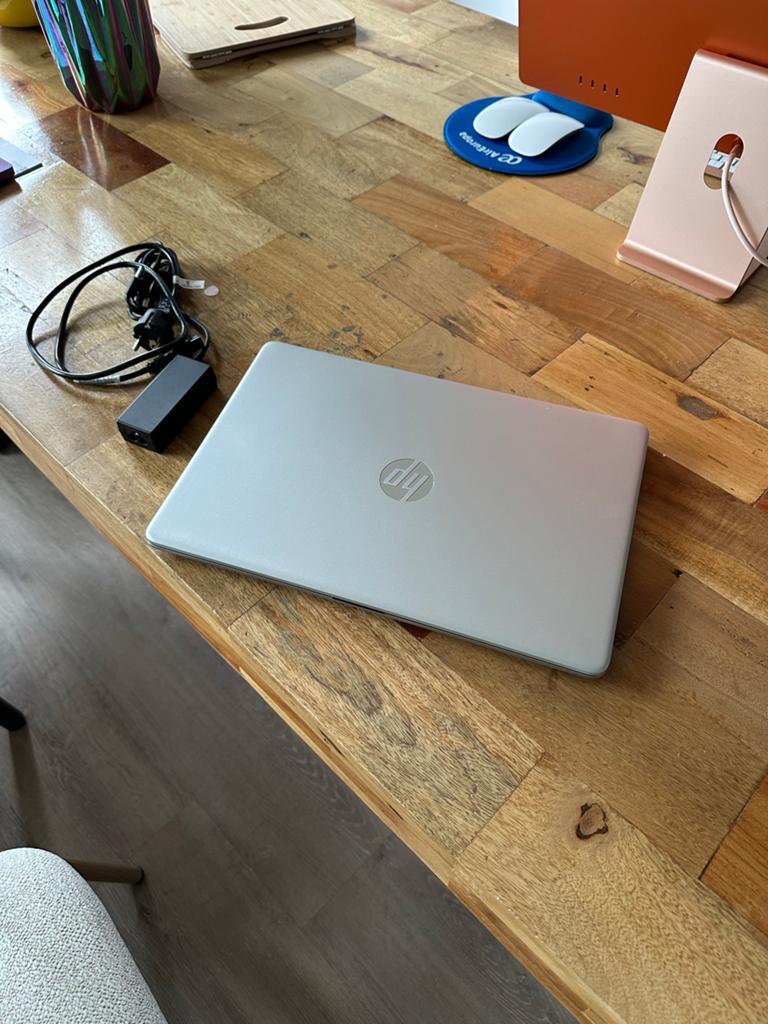 HP Laptop 15s - fq5610nd - Zo goed als nieuw, Computers en Software, Windows Laptops, Ophalen of Verzenden, Zo goed als nieuw