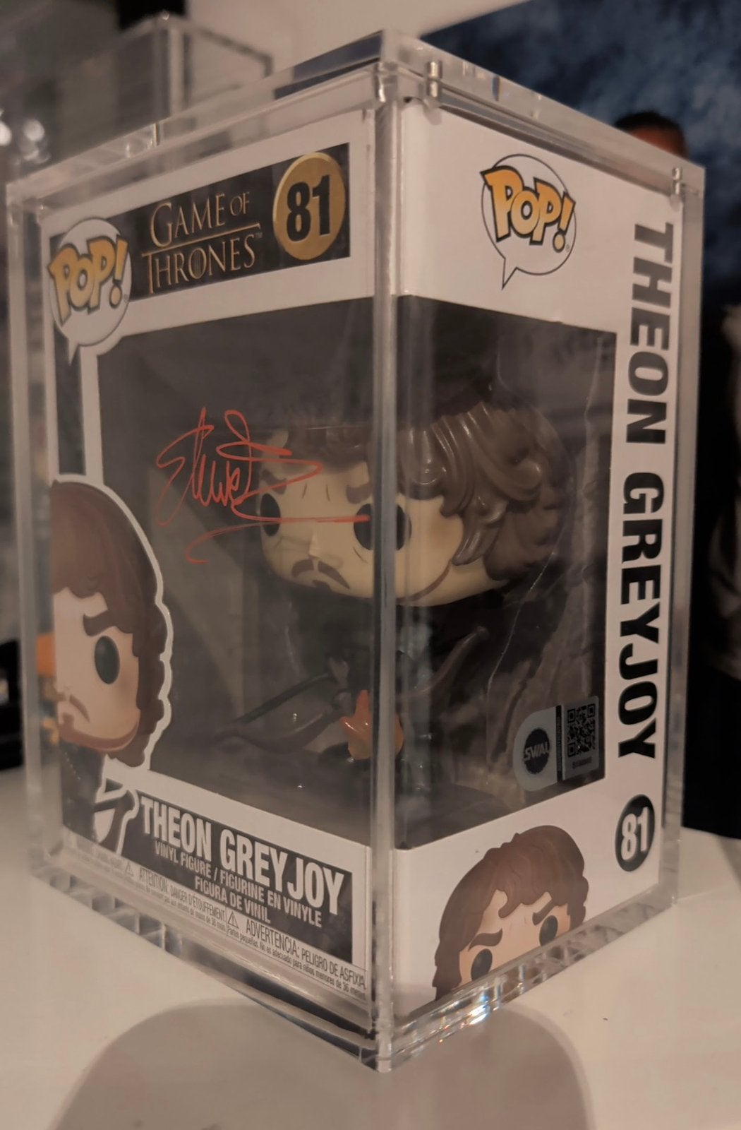 Theon Greyjoy signed funko Gesigneerd door stunt Double, Verzamelen, Ophalen of Verzenden, Zo goed als nieuw