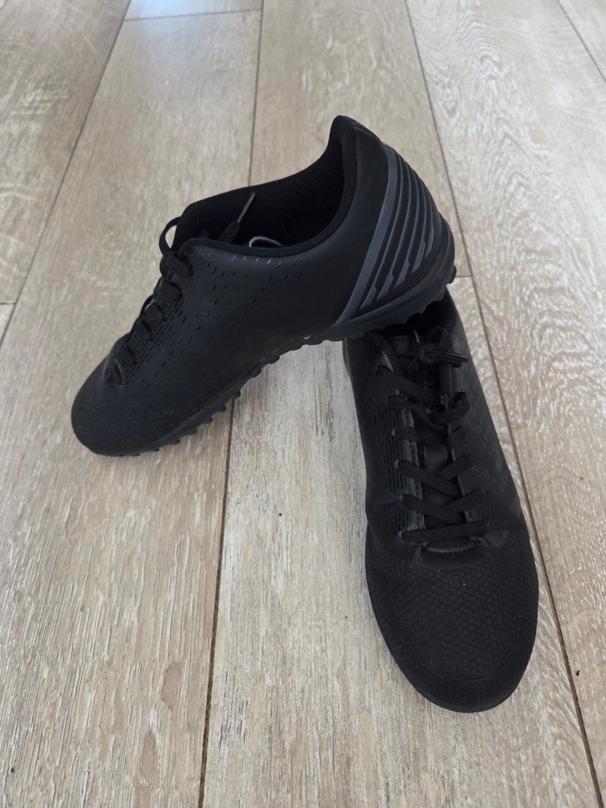 Dutchy kunstgras schoenen. maat 39., Ophalen, Gebruikt, Dutchy, Schoenen