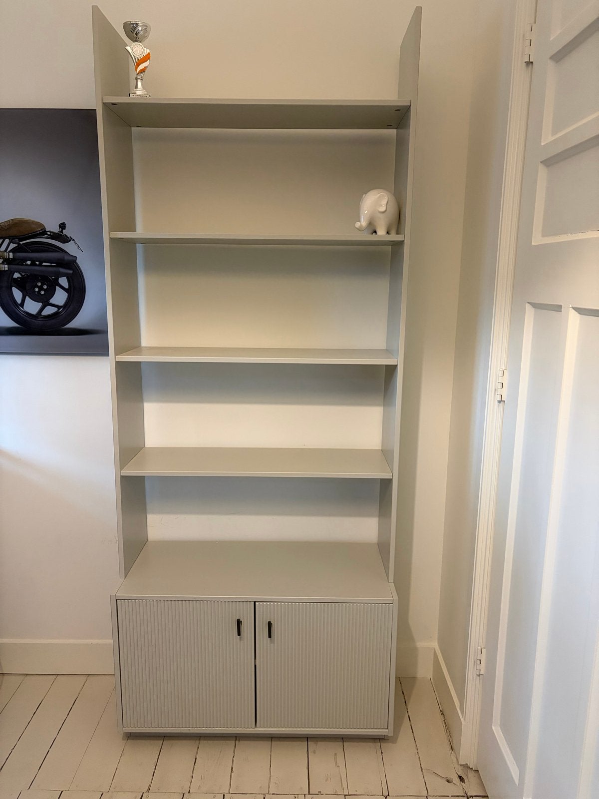 Woood Madu kast grenen wolkengrijs 200x80x35 cm, Ophalen, 200 cm of meer, 50 tot 100 cm, Zo goed als nieuw