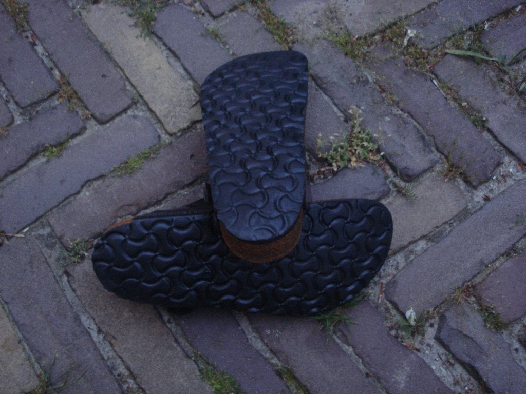 BIRKENSTOCK ZWART GIZEH 39 NU GRATIS VERZENDING PER POST, Slippers, Verzenden, Zwart, Zo goed als nieuw