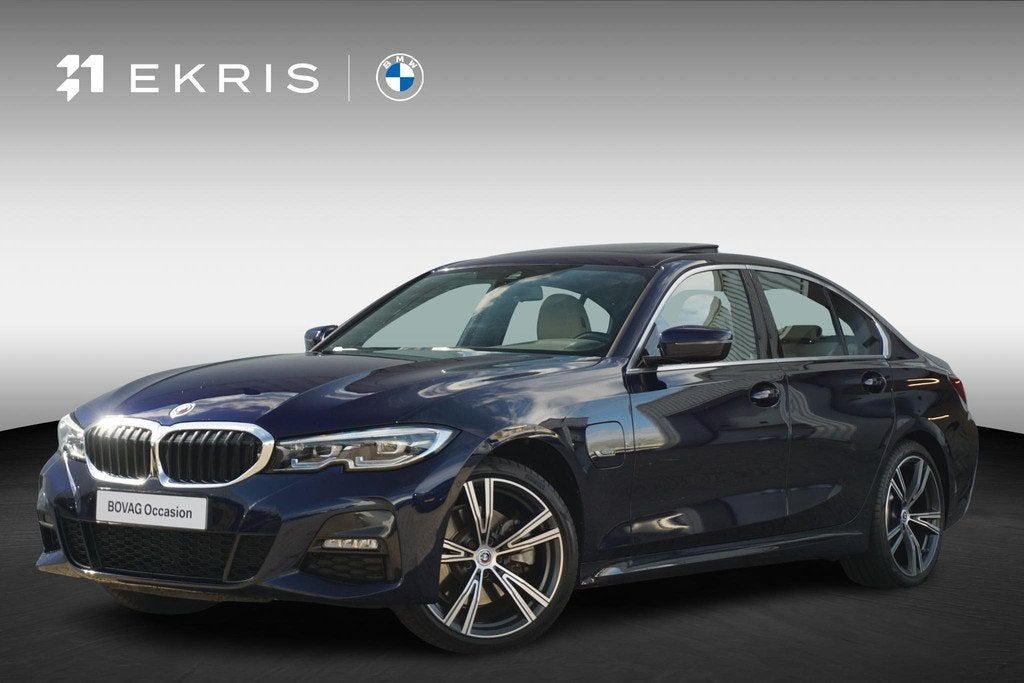 BMW 3 Serie Sedan 320e High Executive M Sportpakket 19'' / S, Achterwielaandrijving, Gebruikt, 4 cilinders, Blauw