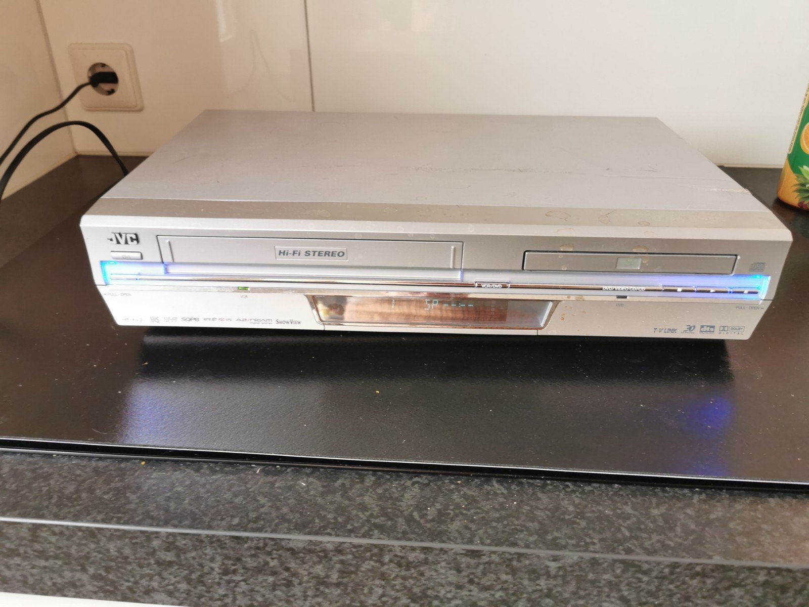 JVC Hi-Fi Stereo VHS-speler/DVD-speler combi, Audio, Tv en Foto, Videospelers, Ophalen, Gebruikt, VHS-speler of -recorder