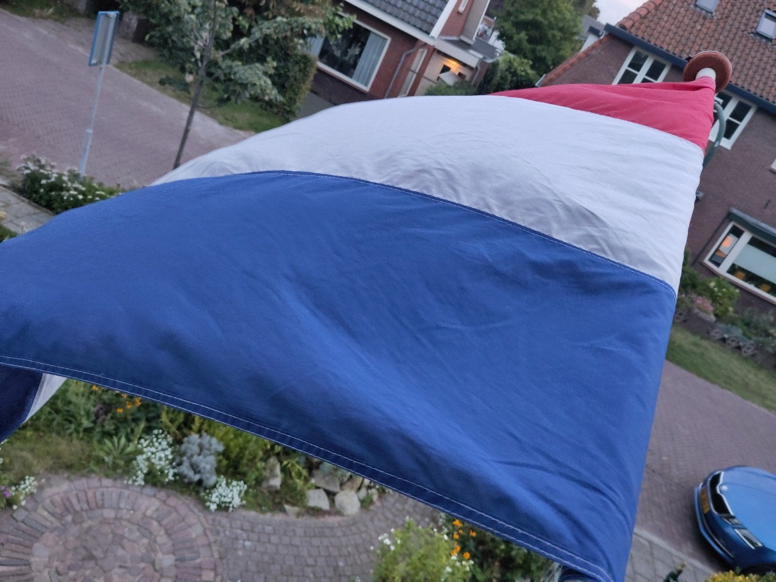 vlag, Ophalen, Zo goed als nieuw