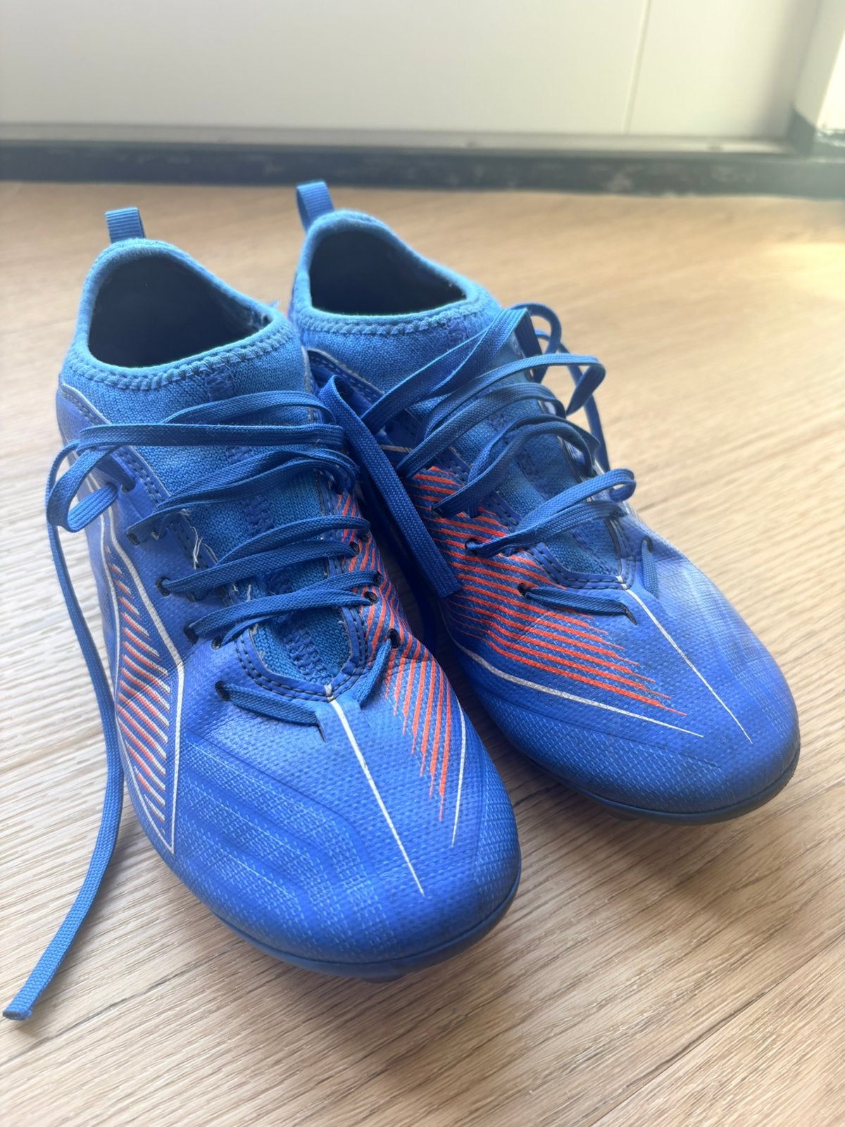 Puma voetbalschoenen maat 35, Ophalen, Gebruikt, Maat XS of kleiner, Schoenen