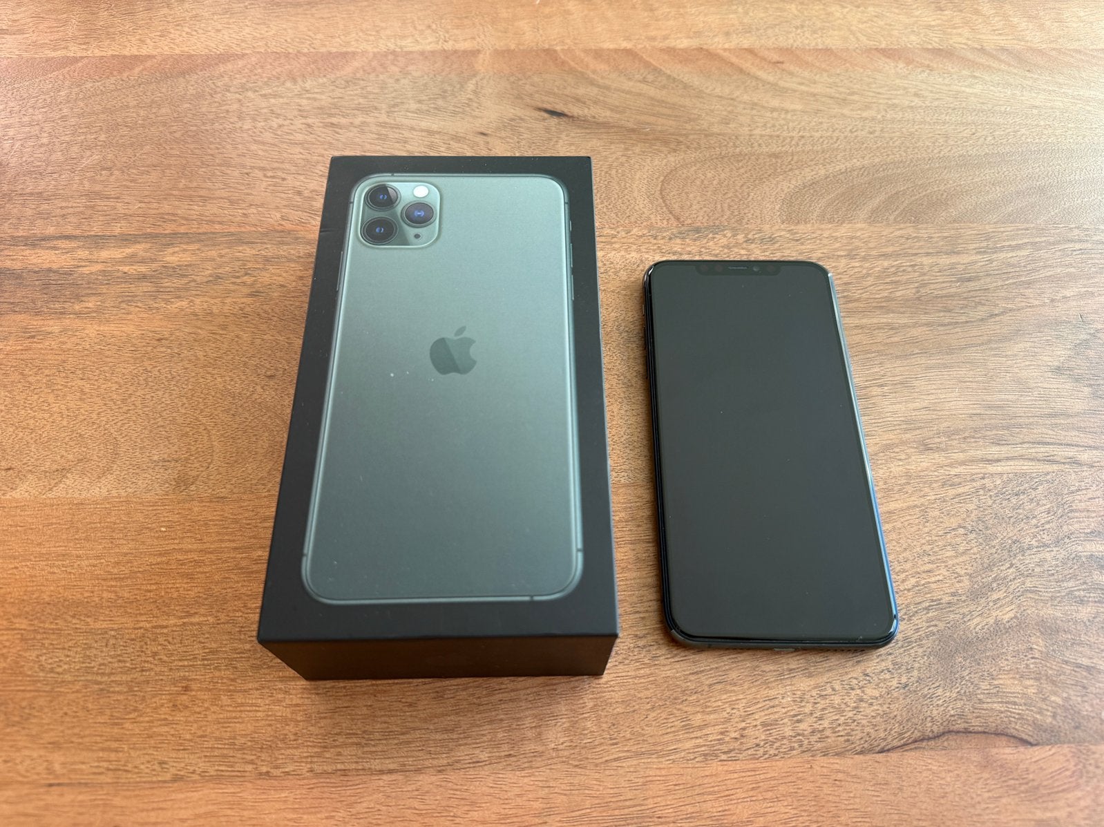 iPhone 11 Pro Max 64GB Midnight Green – Krasvrij!, Telecommunicatie, IPhone 11 Pro Max, Ophalen of Verzenden, Zo goed als nieuw