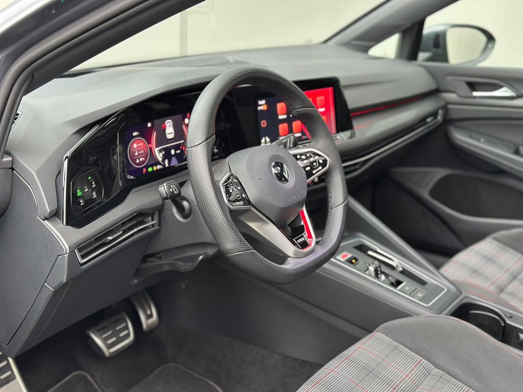 Volkswagen Golf 2.0 TSI GTI HUD IQ-Light 19" Pano, Auto's, Automatische klimaatregeling, Stof, Gebruikt, Zwart