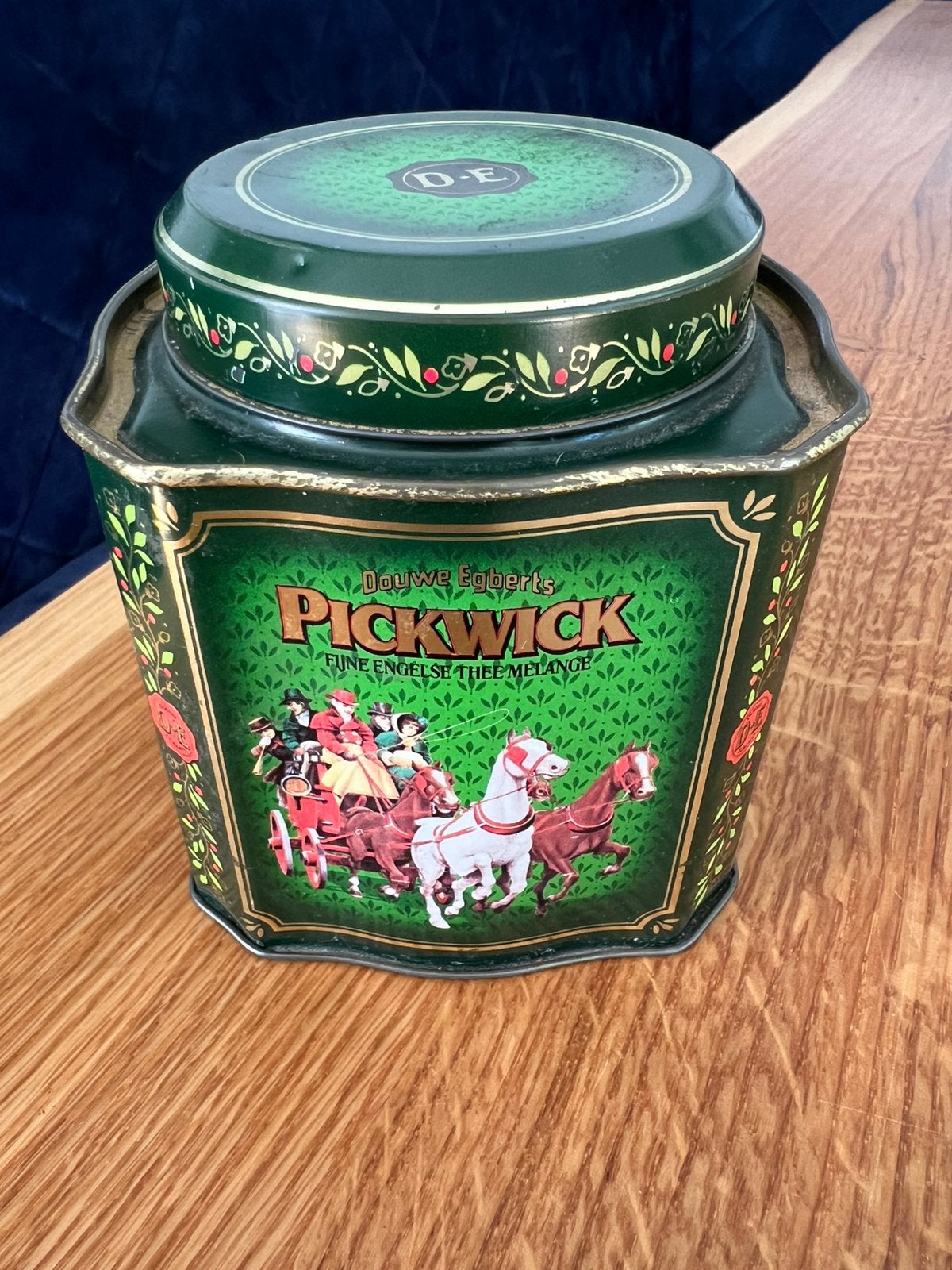 Vintage Pickwick Theebus - Groen met Koets en Schepen, Ophalen of Verzenden, Gebruikt, Overige