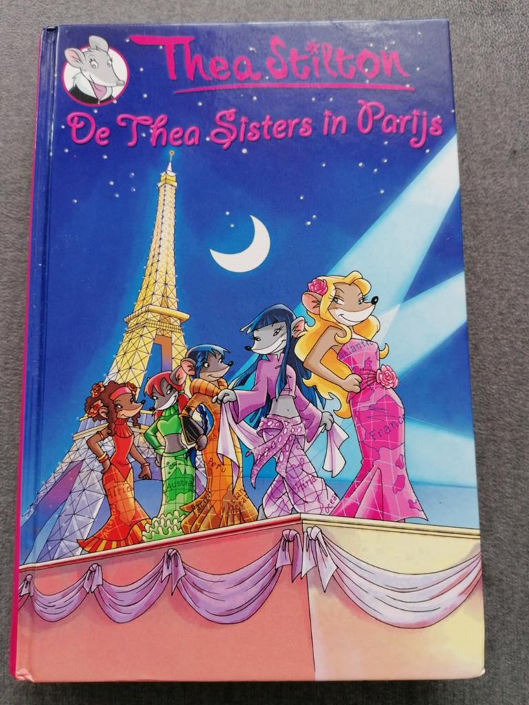 Thea Stilton De The Sisters in Parijs, Boeken, Ophalen of Verzenden, Zo goed als nieuw