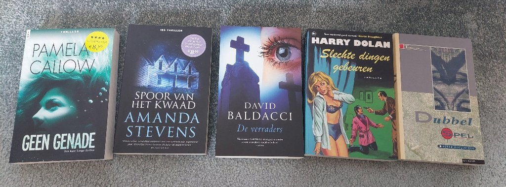Diverse internationale thrillers en detectives, Ophalen of Verzenden, Zo goed als nieuw