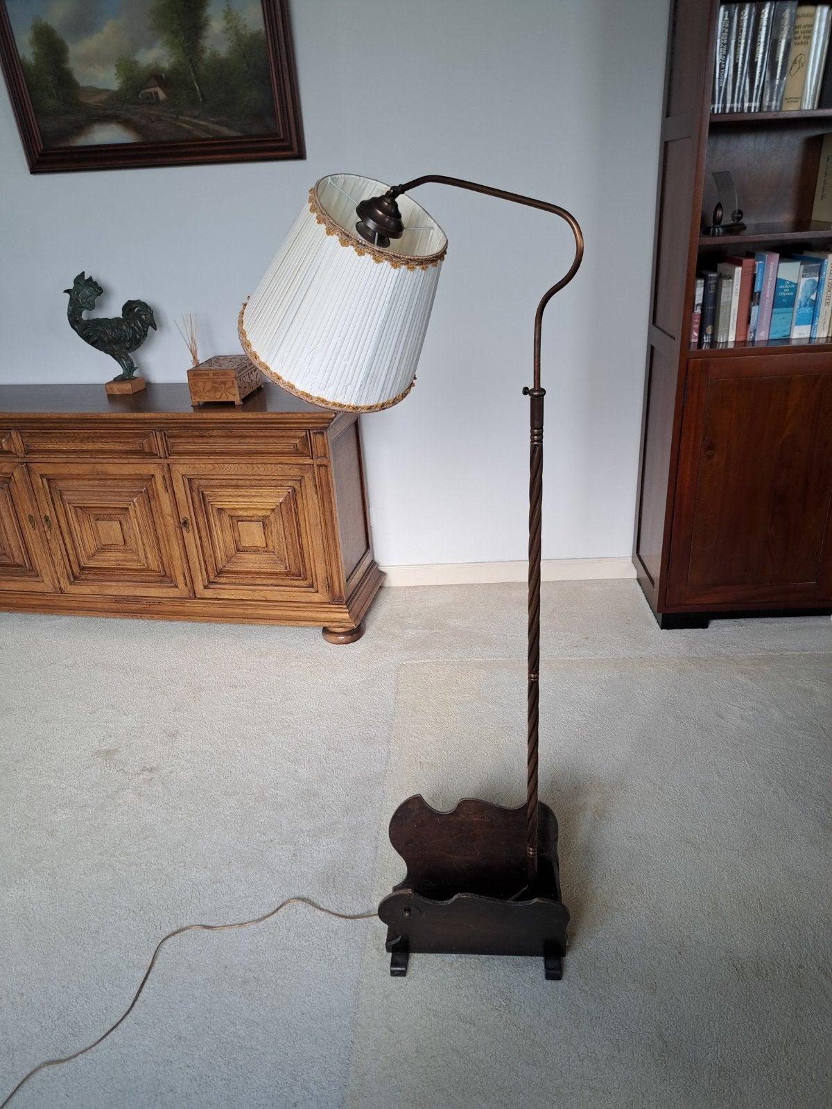 Antieke vloerlamp met leesplankje, Ophalen