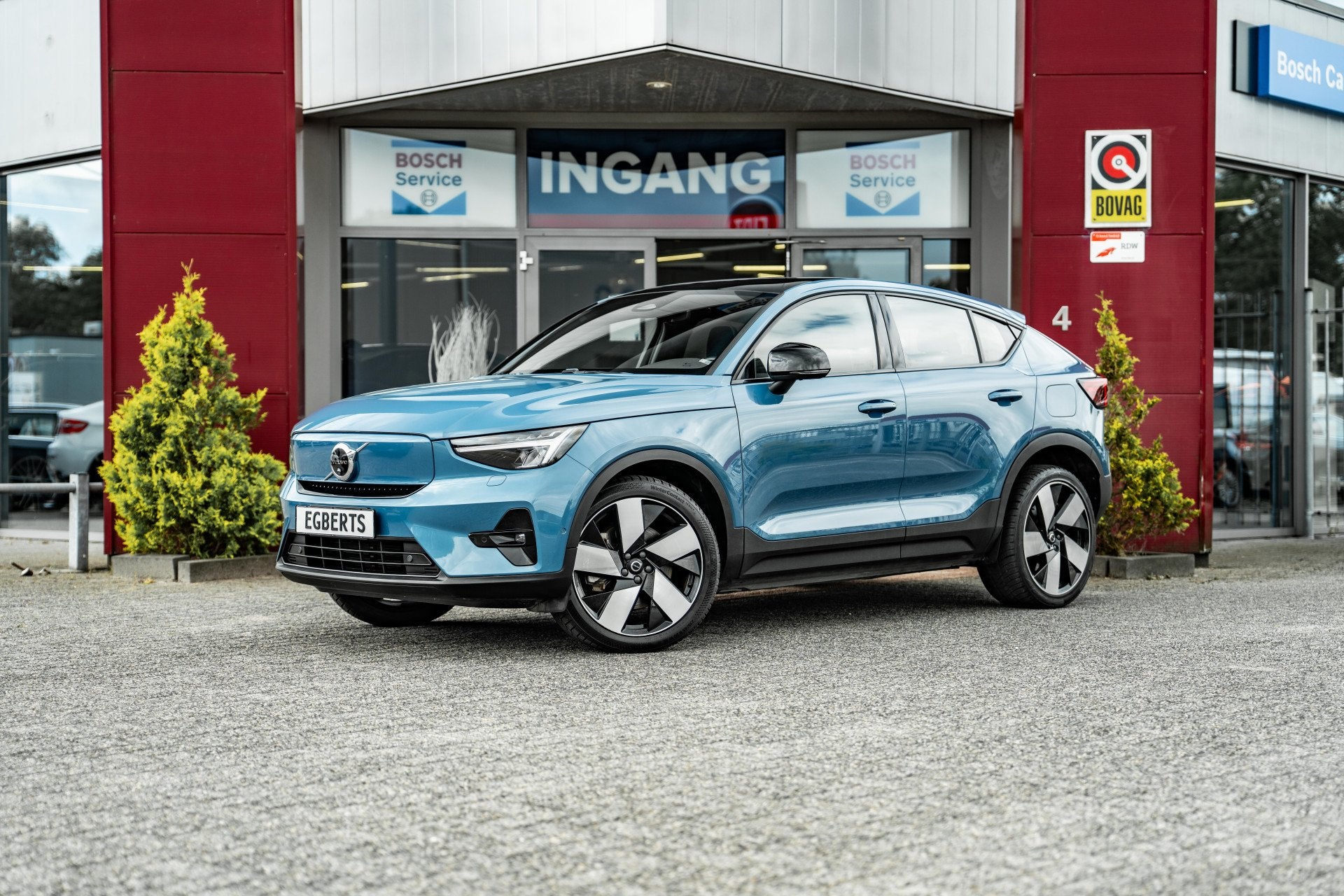 Volvo C40 Recharge Twin Ultimate 78 kWh | SOH 92% | PANO | A, Automaat, Zwart, 82 kWh, Blauw