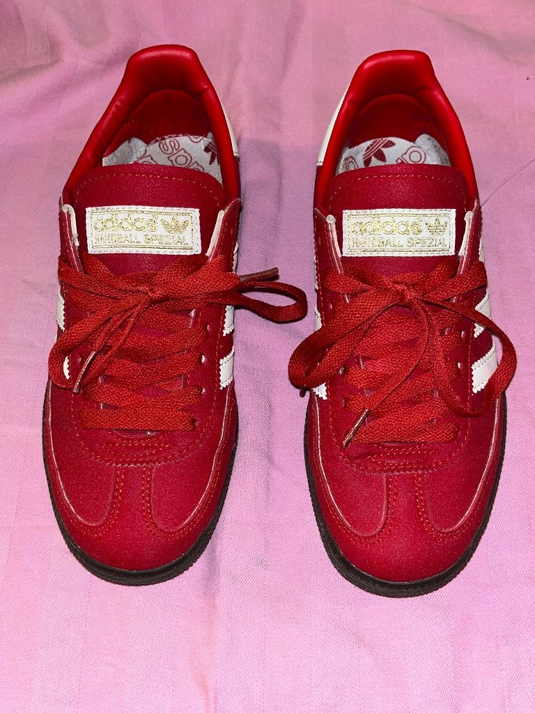 Adidas specizial rood, Kleding | Dames, Schoenen, Adidas, Ophalen of Verzenden, Rood, Sneakers of Gympen