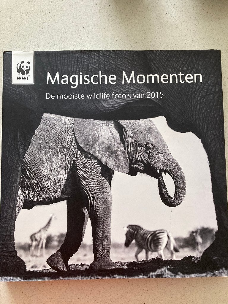 WNF Magische momenten, de mooiste wildlife foto's van 2015, Ophalen of Verzenden, Zo goed als nieuw, Overige onderwerpen