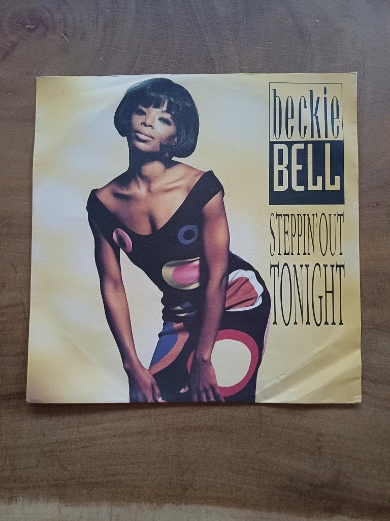 Beckie Bell - Steppin' Out Tonight - Single - Vinyl, LP, 7 inch, Ophalen of Verzenden, Zo goed als nieuw