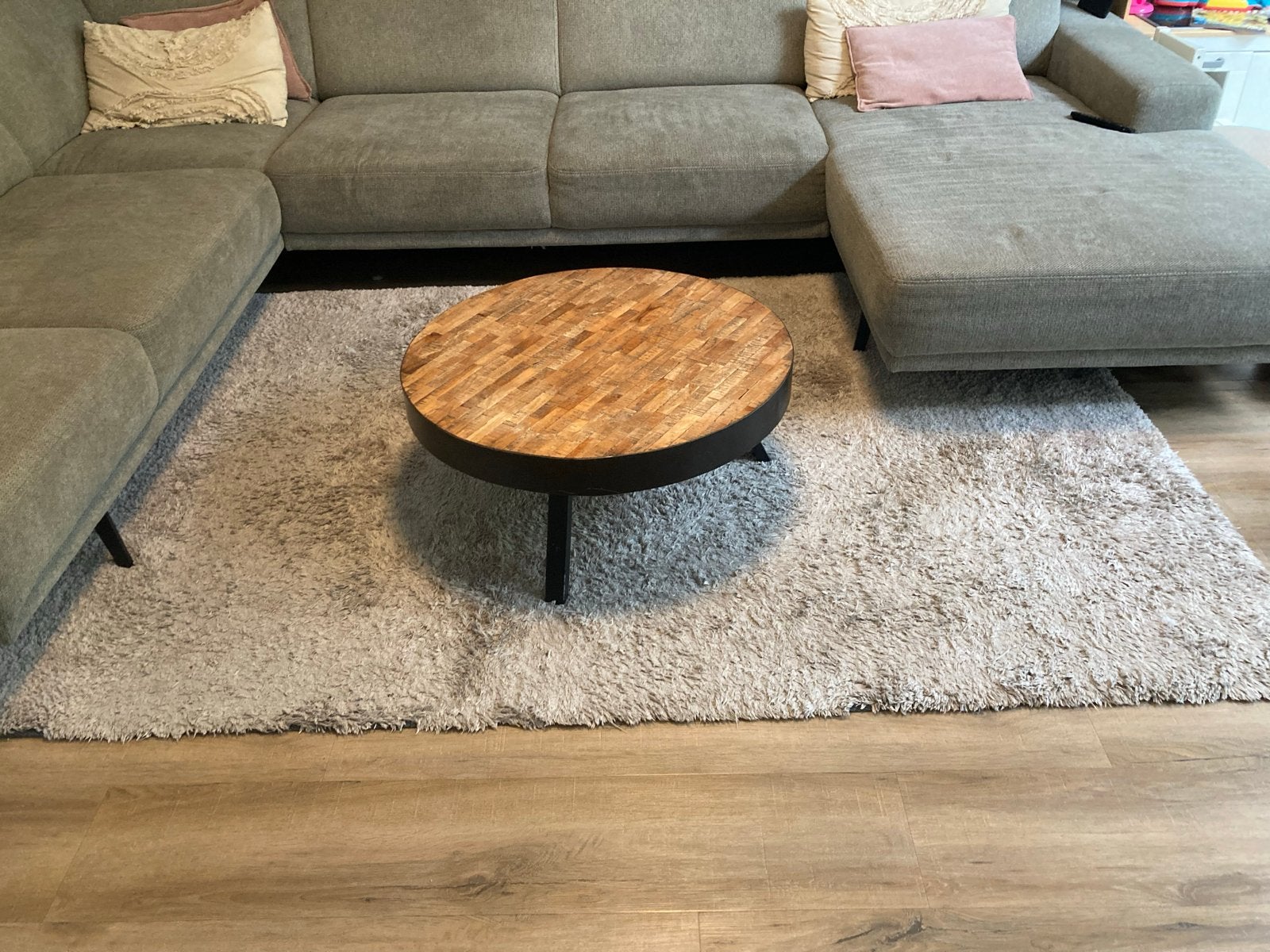 Gratis Vloerkleed 160 x 230 cm, Huis en Inrichting, Ophalen, Gebruikt, 150 tot 200 cm, 200 cm of meer