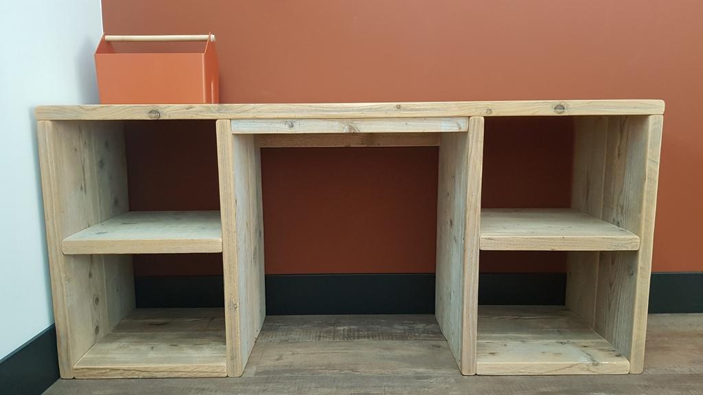 Kinderbureau/speeltafel steigerhout 130 cm, Ophalen, Zo goed als nieuw