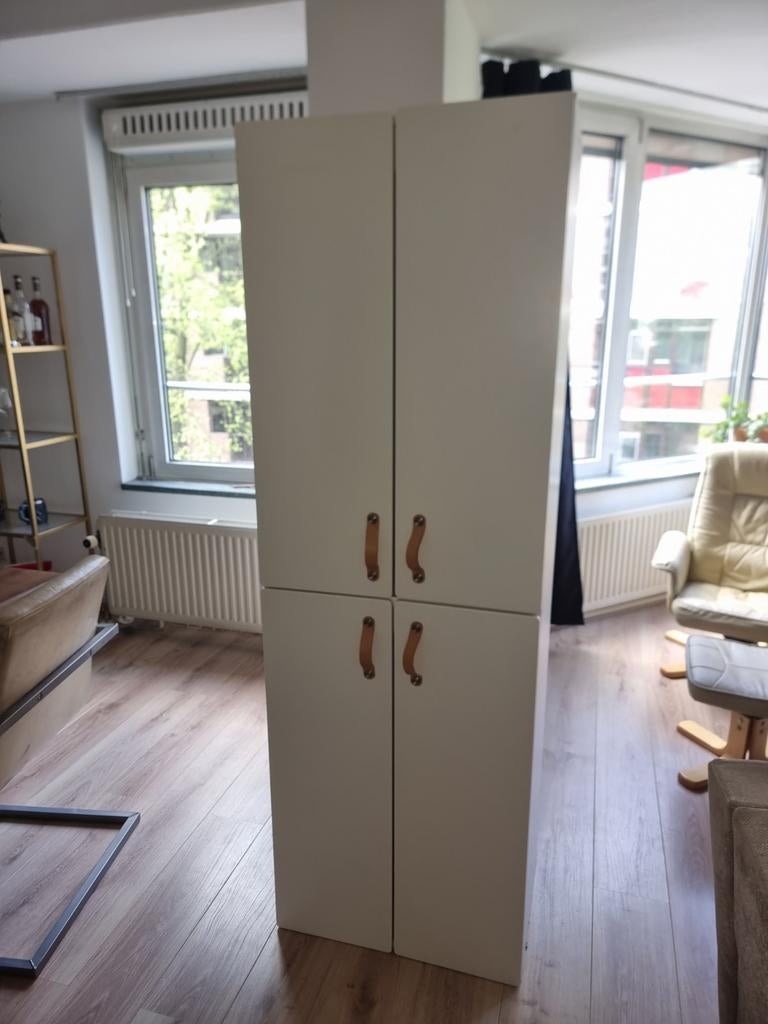 IKEA Kast - Wit met Leren Handgrepen (60x180x42cm), Ophalen, 50 tot 100 cm, Zo goed als nieuw, 150 tot 200 cm