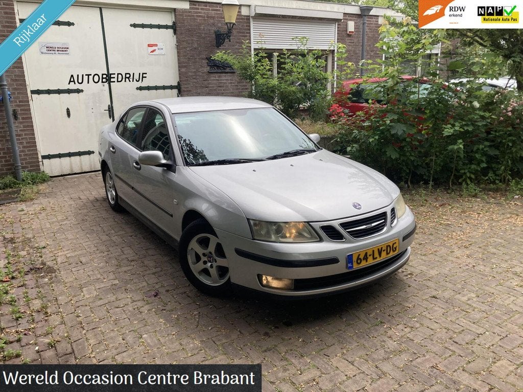Saab 9-3 Sport Sedan 2.0 turbo Linear apk nieuw, Auto's, Saab, 1998 cc, Gebruikt, 4 cilinders, 150 pk