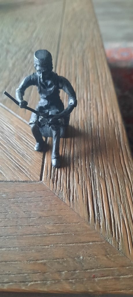 beeldje van tin, Ophalen of Verzenden, Gebruikt, Mens