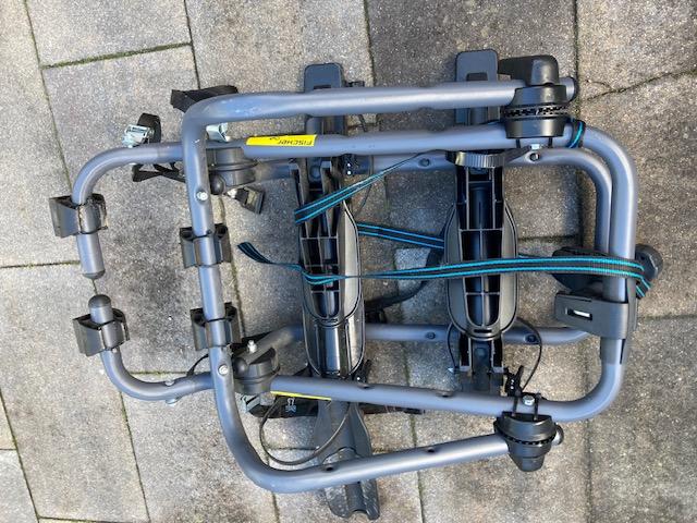 Fietsenrek v achterklep, Ophalen, Zo goed als nieuw, Achterklepdrager